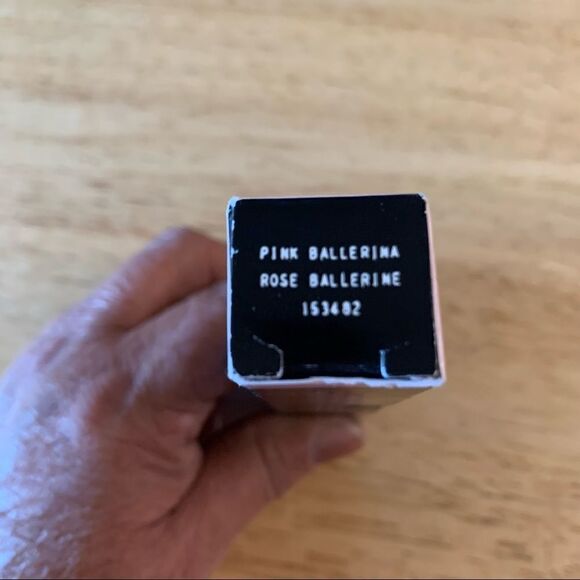 NWT Mary Kay Pink Ballerina Unlimited Lip Gloss New in Box .13 oz - Picture 2 of 4